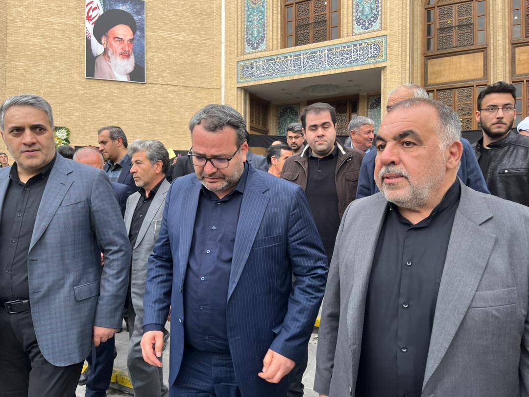مدیرعامل شرکت صنایع شیر ایران در مراسم شام غریبان شهید آیت آل هاشم در تبریز حضور یافت