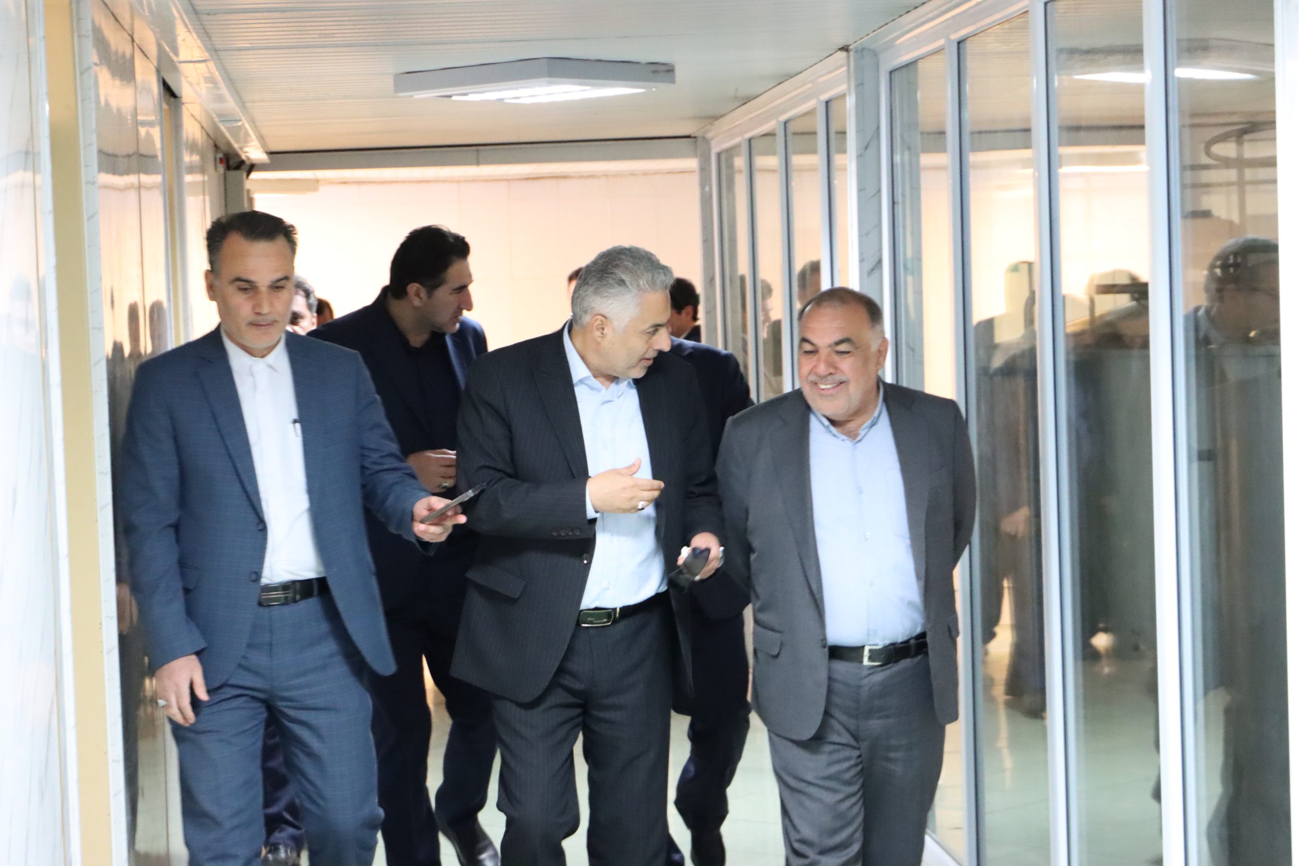 تأکید مدیرعامل صنایع شیر ایران در بازدید از پگاه آذربایجان شرقی: توسعه محصولات فناورانه و حفظ سهم بازار با سرمایه‌گذاری در تولید