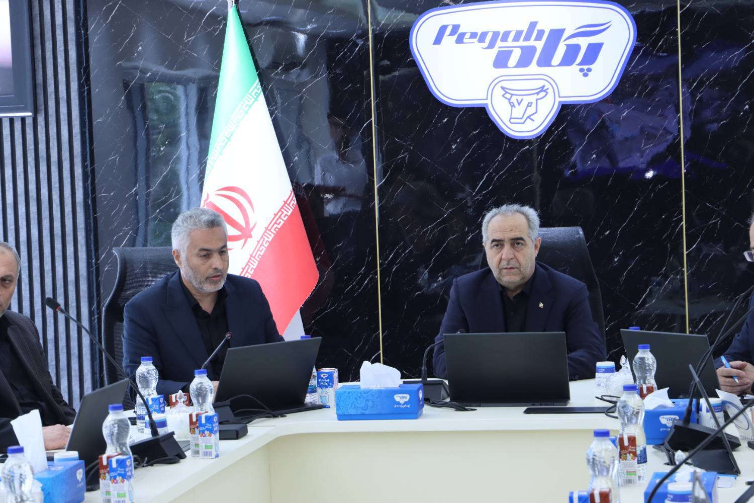 بازدید استاندار آذربایجان شرقی از مجموعه شیر پاستوریزه پگاه آذربایجان شرقی