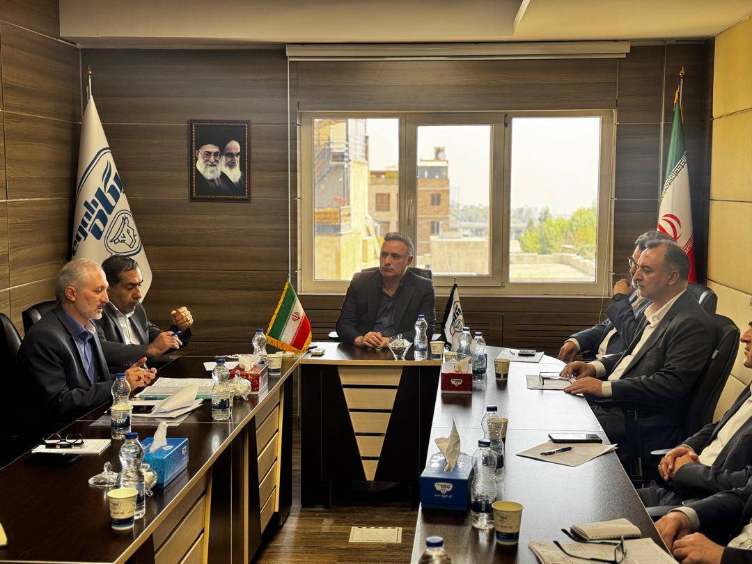 برگزاری نشست تخصصی پدافند غیرعامل در شرکت بازرگانی صنایع شیر ایران پگاه