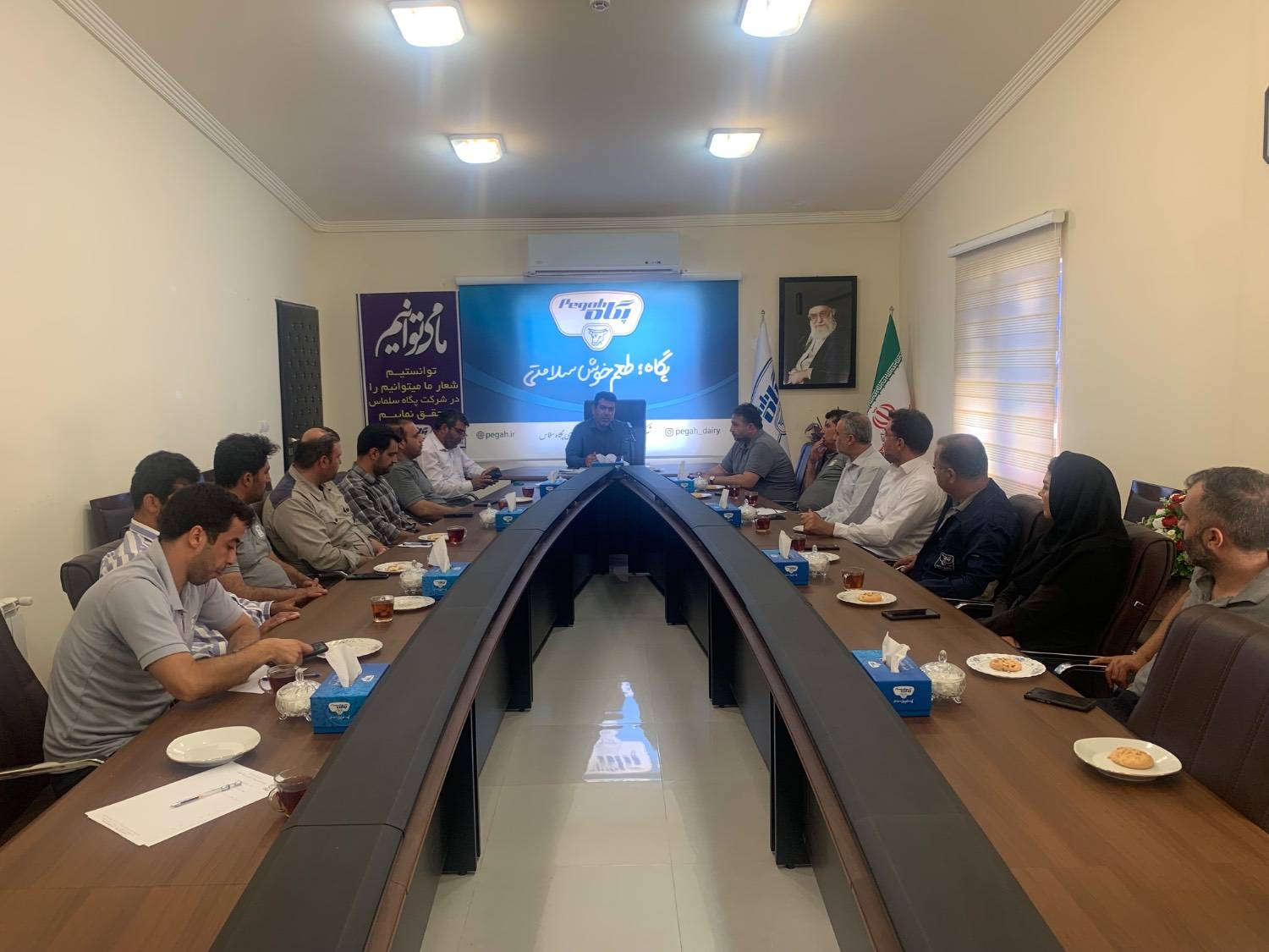 نشست تخصصی پدافند غیر عامل در شرکت کشت و صنعت و دامپروری پگاه سلماس
