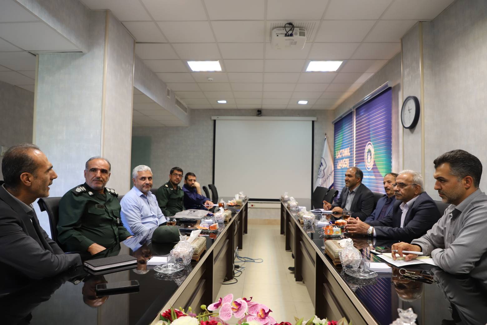بازدید رئیس سازمان بسیج کارگری استان چهارمحال بختیاری ازشرکت شیر خشک نوزاد پگاه
