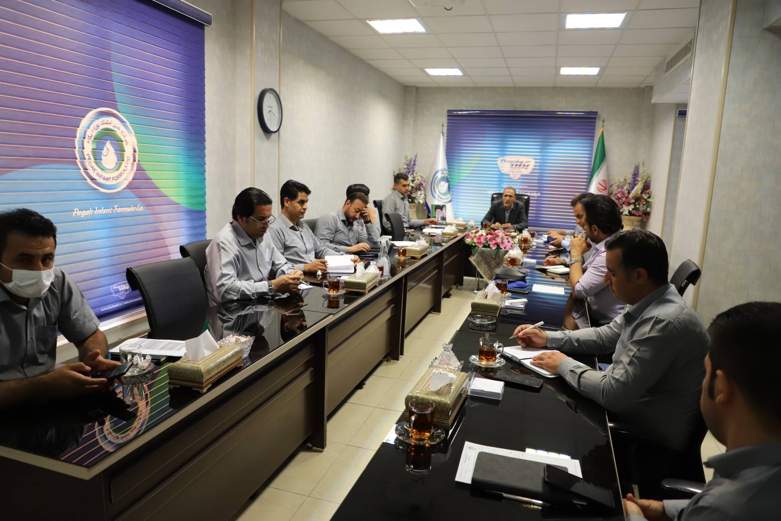 نشست تخصصی پدافند غیر عامل در شرکت شیر خشک نوزاد پگاه