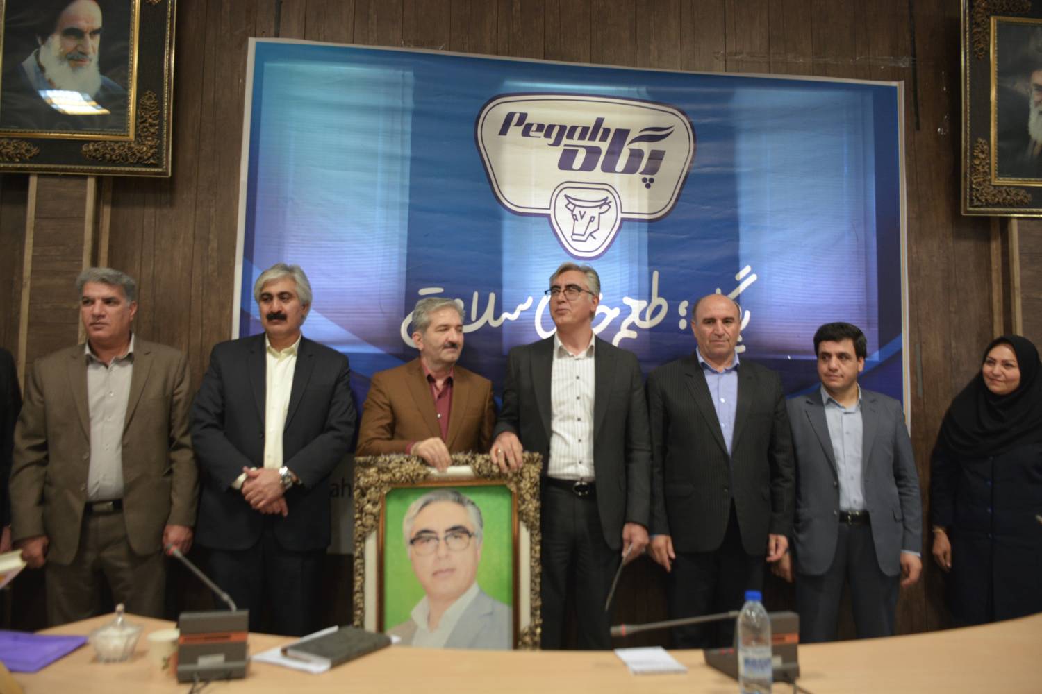 مدیرعامل پگاه لرستان، کارفرمای برتر استان شد