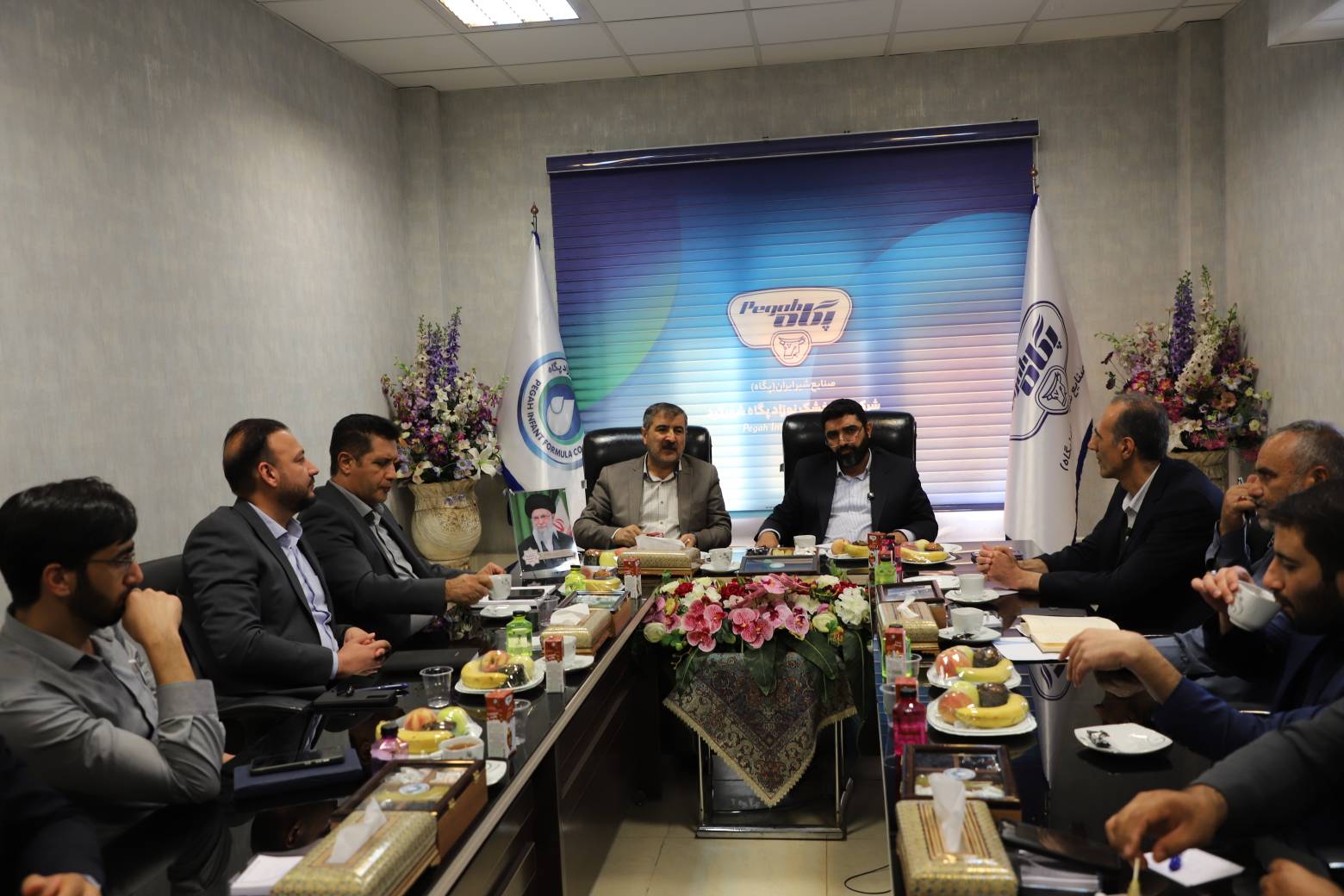 نماینده شهرستانهای شهرکرد، بن، سامان و فرخشهر تشریح کرد: تلاش مدیران باکفایت شرکت صنایع شیر ایران (پگاه)، سبب شده که مجموعه شیر خشک نوزاد در استان چهارمحال و بختیاری، بینظیر و در سطح کشور، کمنظیر باشد.