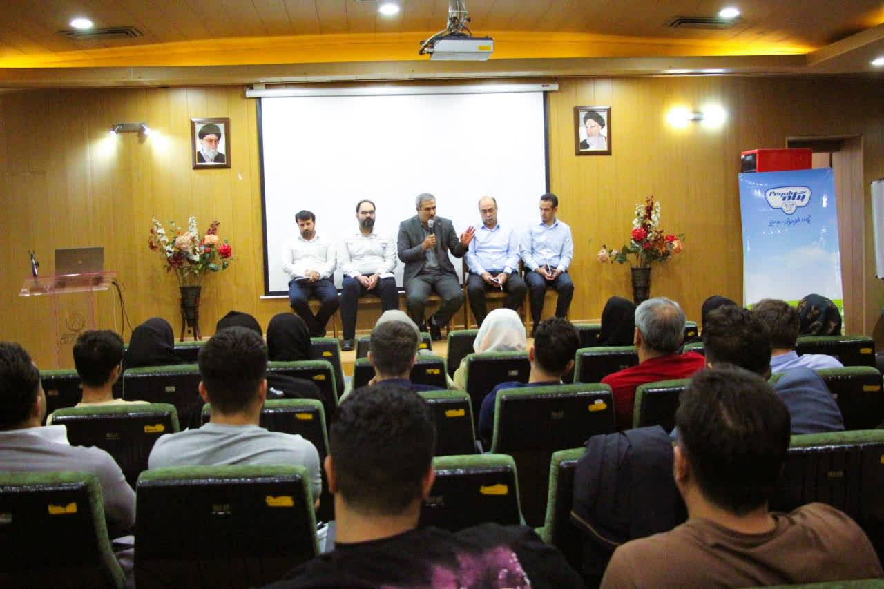 بازدید مدیر شعبه بازارگستر پگاه قزوین از مجموعه پگاه همدان