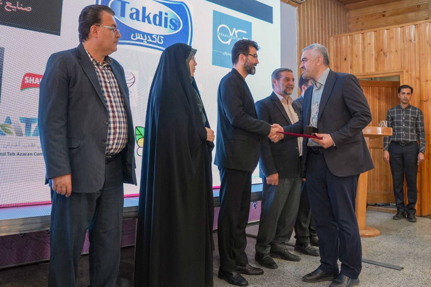 پگاه آذربایجان غربی، واحد نمونه صنایع غذایی استان شد