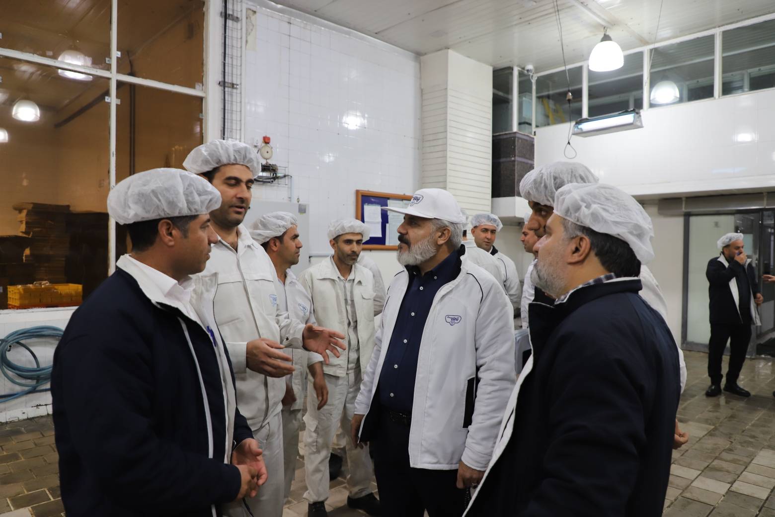 پگاه_از_چهارگوشه_ایران| تجلی ایثار در سنگر تولید؛ کارکنان پگاه فارس در خط مقدم امنیت غذایی