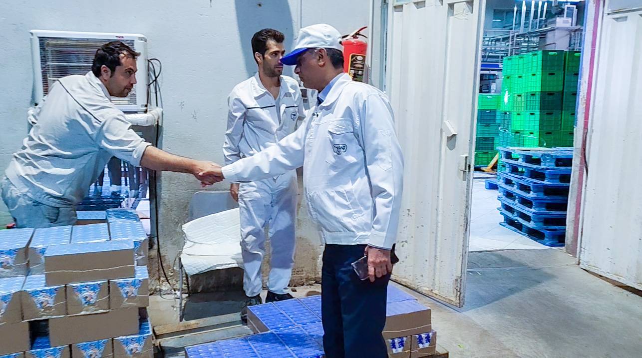 پگاه_ازچهارگوشه_ایران | پگاه اراک، نماد همدلی و تلاش در خط مقدم تولید