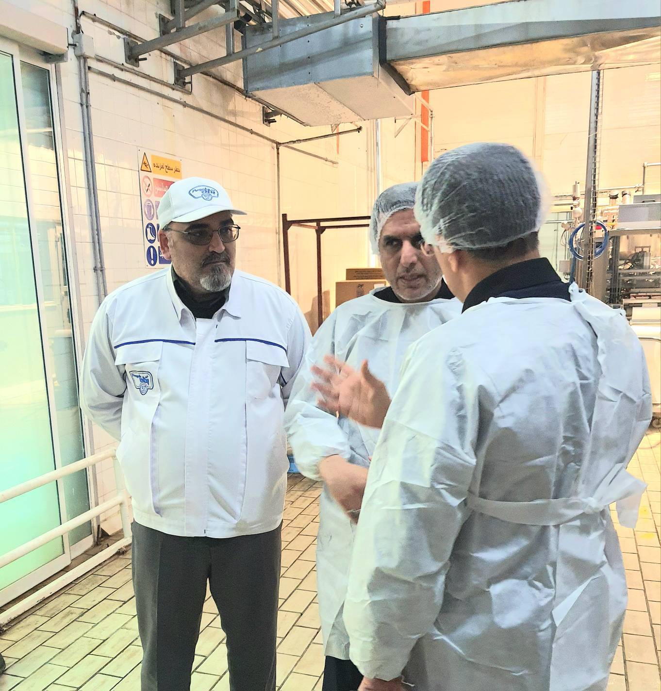 پگاه_از_چهار_گوشه_ایران | مدیرکل، صنعت معدن و تجارت استان در بازدید از پگاه گلستان: تأمین به موقع مایحتاج مردم در شرایط خاص توسط پگاه ستودنی است