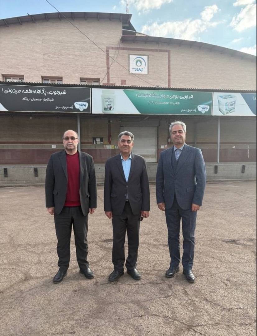 پگاه_از_چهارگوشه_ایران | بازدید مدیرعامل سرمایه‌گذاری آتیه صبا از روند توزیع محصولات لبنی بازارگستر شعبه قزوین: کیفیت توزیع محصولات پگاه در شعبه قزوین در اوج