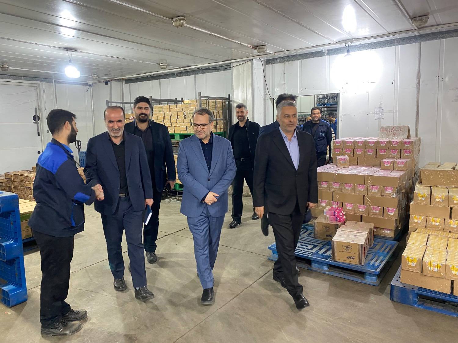 پگاه_از_چهارگوشه_ایران | حسنزاده معاون اقتصادی صندوق بازنشستگی در بازار گستر منطقه یک: تامین معیشت مردم سرلوحه رسالت بازار گستر