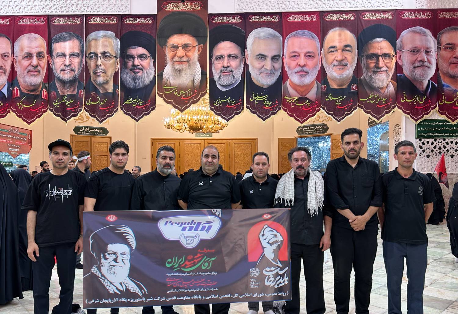 پگاه_از_چهارگوشه_ایران | کاروان کارگران و کارکنان شرکت شیر پاستوریزه پگاه آذربایجان شرقی در مراسم بدرقه رهبر شهید انقلاب