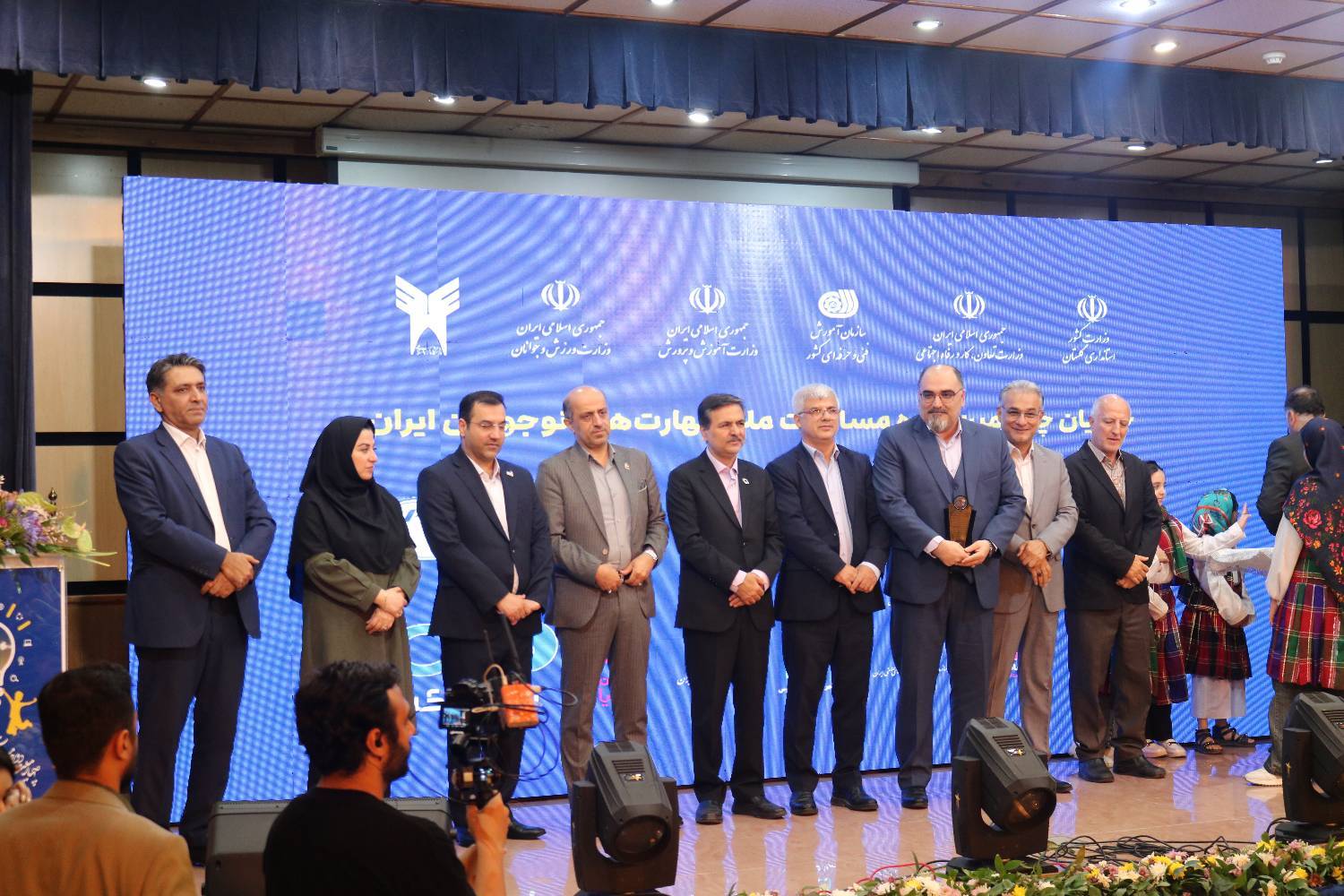 پگاه_از_چهارگوشه_ایران | پگاه گلستان، حامی مهارت‌آموزی نوجوانان/ تقدیر معاون وزیر تعاون، کار و رفاه اجتماعی از مدیرعامل پگاه گلستان
