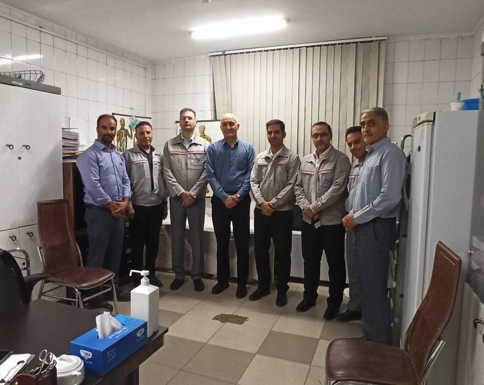 پگاه_از_چهارگوشه_ایران | تجلیل از پزشک شرکت صنایع بسته بندی پگاه به مناسبت روز پزشک